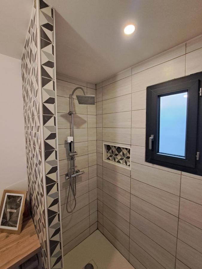 Charmante Maison Avec Piscine Bessan Ngoại thất bức ảnh